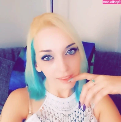 Davina Jewell [ davina-jewell ] - Happy Wiggle Wednesday!  Dark Ocean Summoning - Old Gods of Asgard -