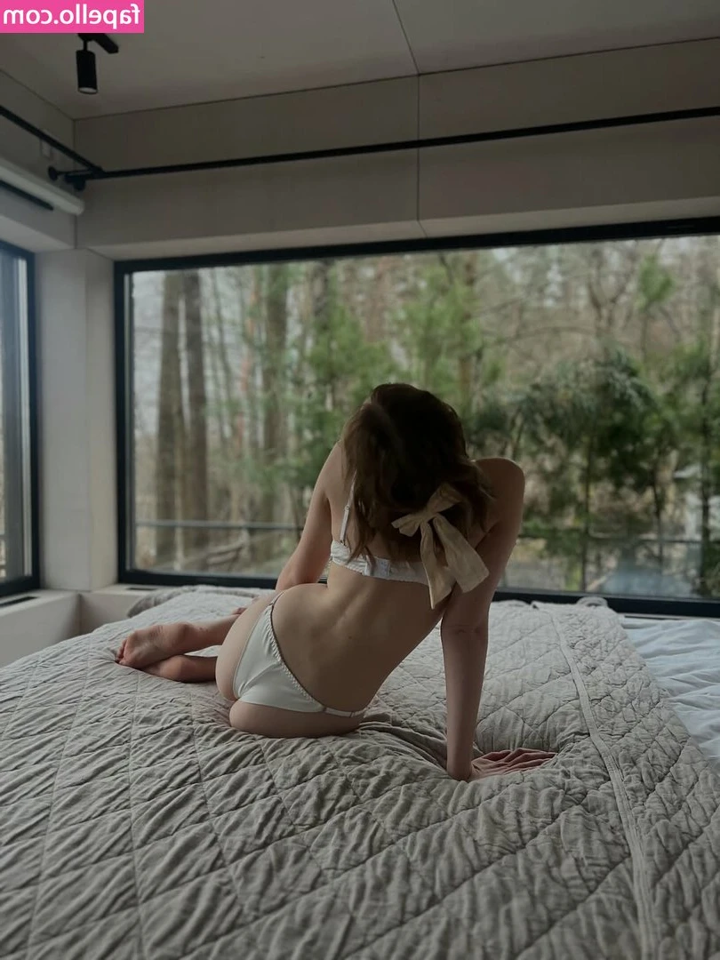 sowiia19 - Devour my huge tits please 🤤😋💕