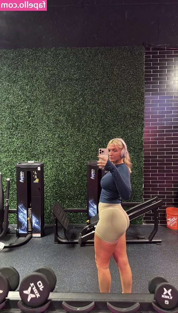 uronlymaleah - Bow in my presence