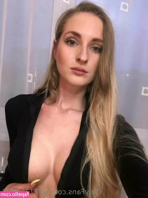 ashley_blonde [ ashley-blonde ] - Ass me anything~!