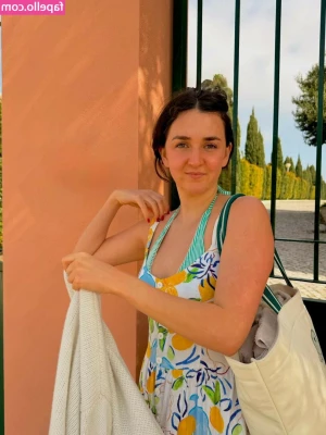 Savannah Gracey [ savannah-gracey ] - how could you resist me when I look this perfect??