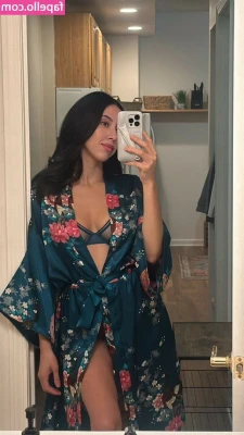 alytmz - Morning! My stocking is ready now and for more later hehe