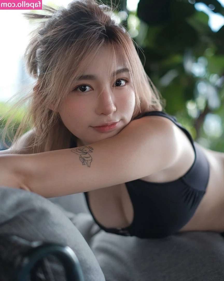 Miko Wong [ miko-wong ] - Ho ho ho 💦