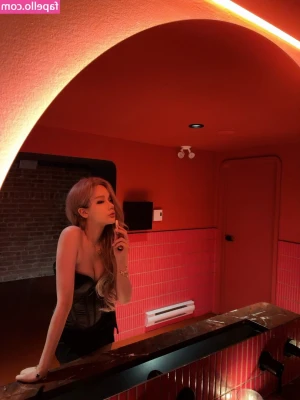 hannahxu567 - I hope everyone has a bootyfull day 💖💖💖