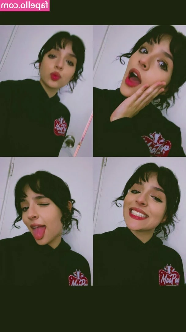 WekaSuwi - I felt super cute thought I would take a selfie for you baby🥰