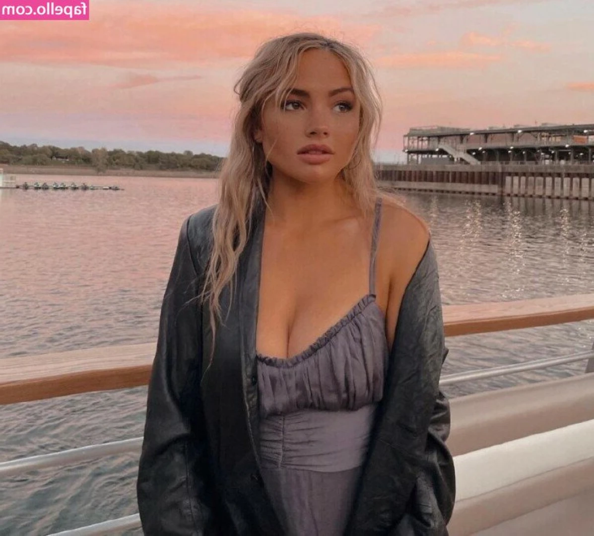 nataliealynlind - Custom fan sign? a set of 10 OR a nude shout out clip for $20 tip for