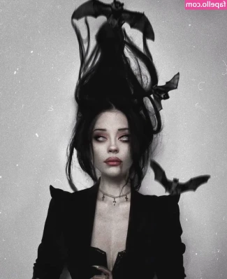 Gina Iacob [ gina-iacob ] - Looks like ravens been playing with some new toys 😈