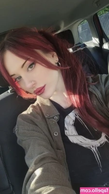 Gina Iacob [ gina-iacob ] - I cant stop looking at my you know what 🥵🍑😳