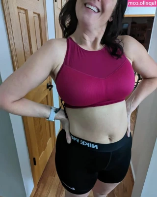 Polly Anna [ polly-anna ] - Cock sucking slow fucking cum eating all in this fishnet outfit you