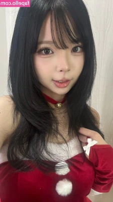 hanyungzz - seeing red ❤️❤️ did i make you flip your phone?