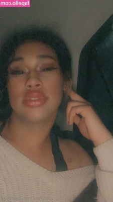 sabbyy23 - Middle of the day  bend me over the kitchen bench  lift my dress up