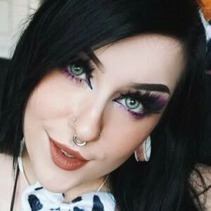 bustygirl00-1