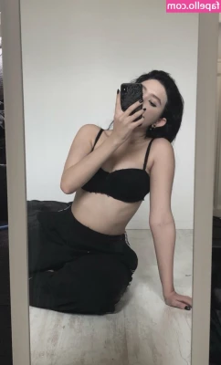 rwesowens - cum get it😈😈 tip $5 and ill send you the unedited😏