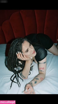 Suzie Grime [ suzie-grime ] - Make sure to remember to message me when you renew each month for