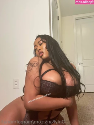 moreofmoriah - guys you need to check your messages for naughty content