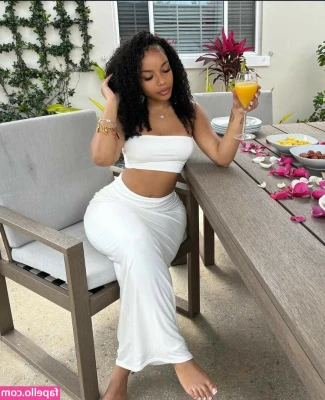Aaliyah Enjoli [ aaliyah-enjoli ] - https://onlyfans.com/790172651/tillykush