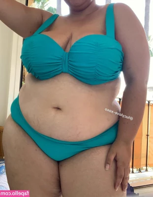 Lucylove - Post gym smelly sock and foot worship 4:47 min clip in dm’s!