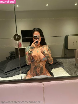 Saylesssavage - Haven't worn yellow lingerie in a bit! I hope you like it😉