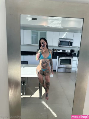 Saylesssavage - hit it from the back? 🥺