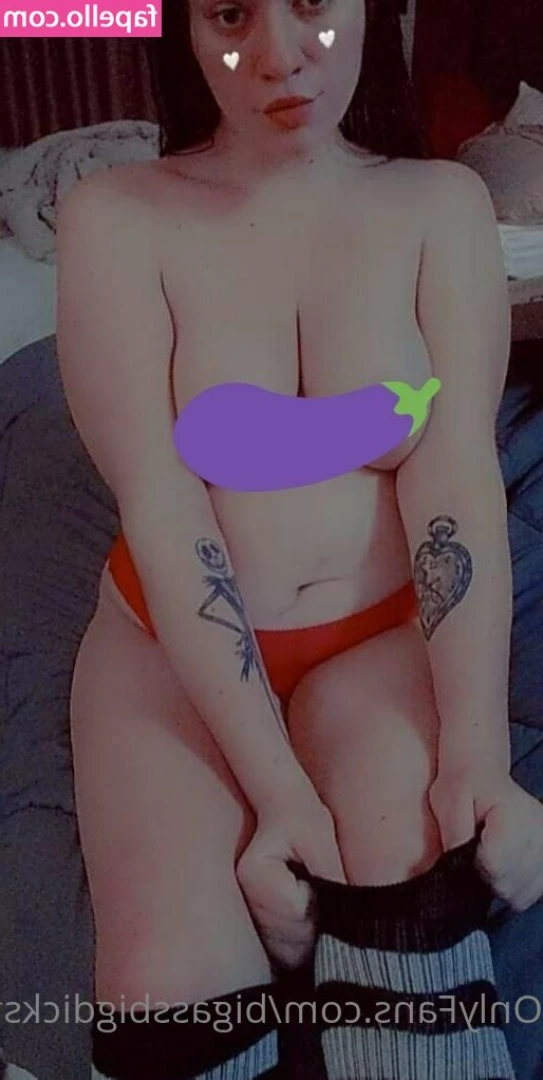 bigassbigdicksfollowfree - Quisiera que me pusieras en cuatro para que tuvieras está vista bebe