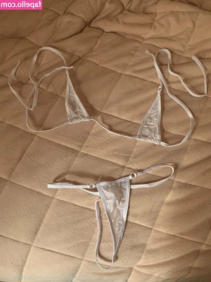 vanillamilknsfw - I got good at discreetly cumming in my pants like this in class