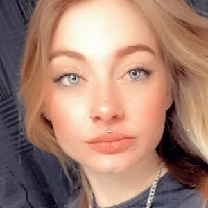 AshBaeXX