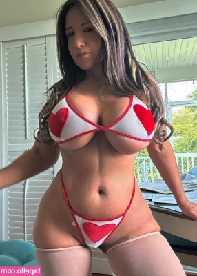Yliana Díaz [ yliana-daz ] - Always ready for a good spanking 👋🍑😮‍💨