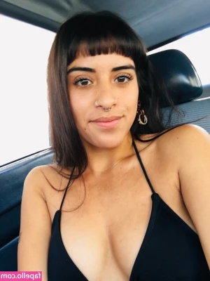 Fuckenchachi - What’s your favorite feature on me 😏