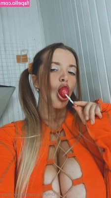 sexxy_mary [ sexxy-mary ] - Fresh outta the shower boobies