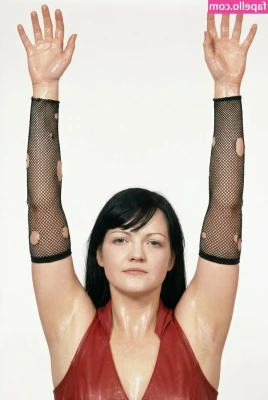 Meg White [ meg-white ] - My stepson is one lucky guys!! @dustinj88  @mommabombshell