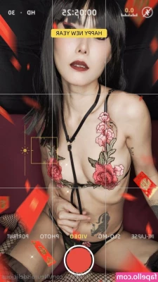 neuroisdelicious [ neuroisdelicious-1 ] - I took some new pics 😌  check out my TikTok to see the vids i made