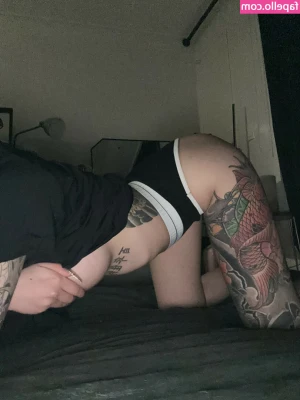 Jee_i_queen_ [ jee-i-queen ] - Message me “toast part two” for this one @toastxchan