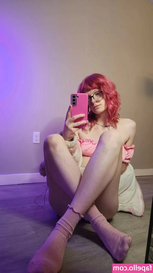 missyrot - Need I caption everything ?