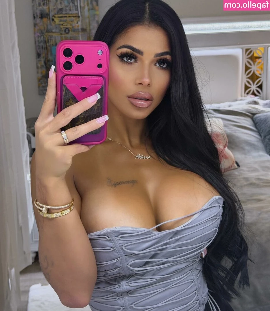 Sabrina Sabrosa [ sabrina-sabrosa ] - eat up 👅💦