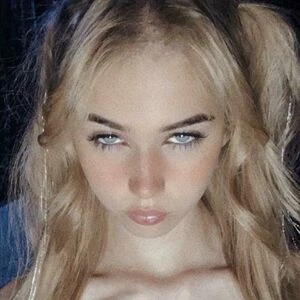 Maggie Sin