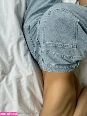 shevelvet - Available for the next hour!🥰 (No pussy play right now though)
