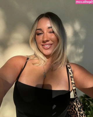 chloemoriondo - Preview of the SEX VIDEO sent as a special message in MARCH (#61)