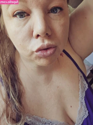 HaileyXXXFun - 🖤 you like when I tease you, huh? 🥰❤️