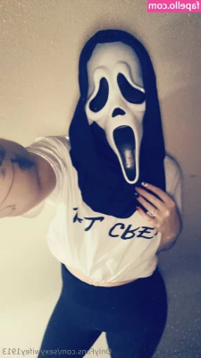sexywifey1913 - Today s special offer  ip 5 or more and I ll give you a hot and dirty