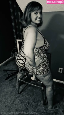 hipsandcurves75 - let's cuddle 🙈