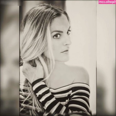 Sandy Mölling [ sandy-mlling ] - I m going to be here for a while  do you want to keep me company