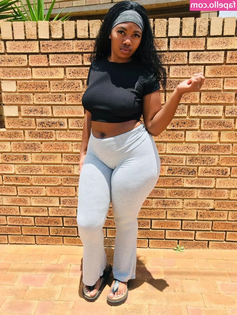 Nelly.mokgotsi [ nelly-mokgotsi ] - Still sick but I felt okay for like 30 minutes so I did a little