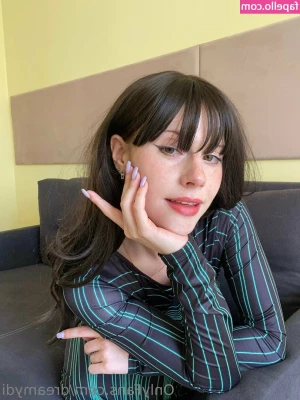 Dreamydi - Quieren la continuación bbs lo dejaré en historias nns  Que rico me