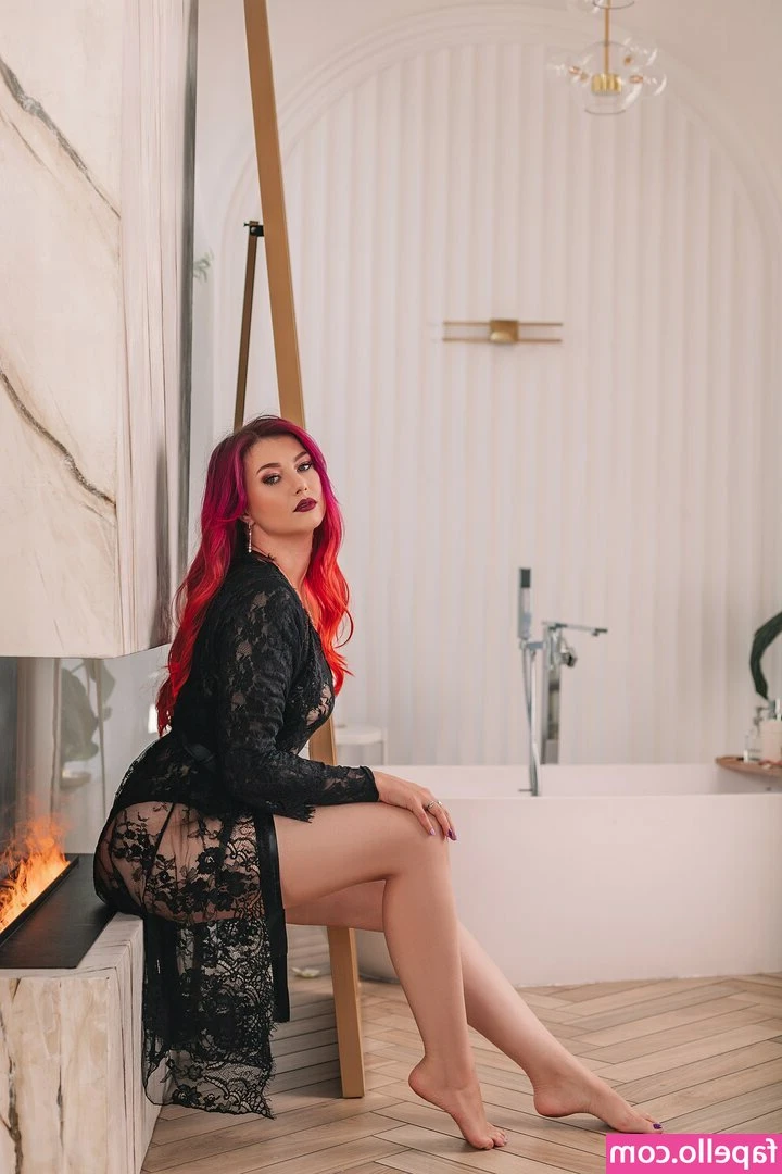 Crazy Foxy [ crazy-foxy ] - Hello friends 💕 Tip me 25$ for full video with heels and then just