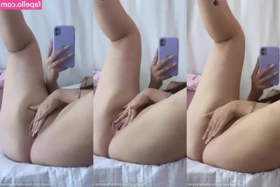 Helen Maria [ helen-maria ] - So who likes a good strip tease? I know I start half naked but who