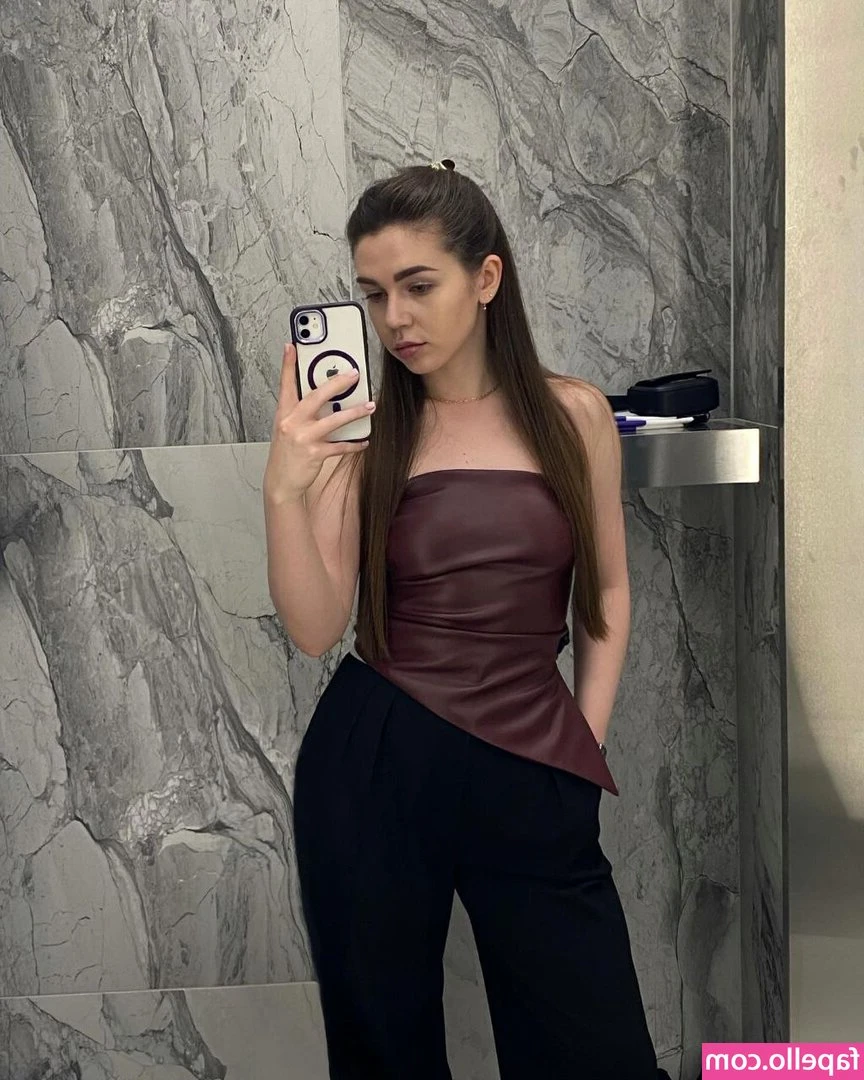 kravchukkkkkk - Sitting at my computer, but my boobs distracted me! I'm home in