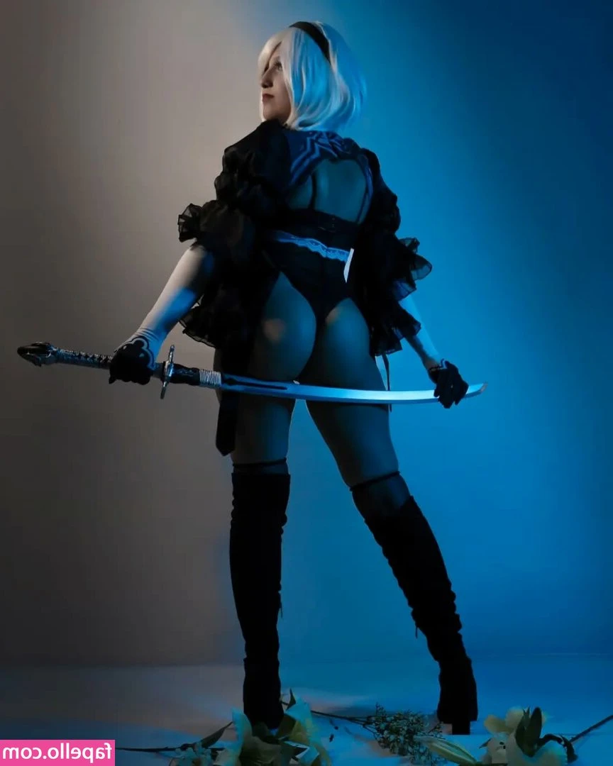 Mizuki Hime [ mizuki-hime ] - Charlotte paid a tribute... Which means you lucky betas receive an