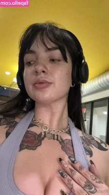 thatwitch710 - What cam sites do you use most   If not listed lmk