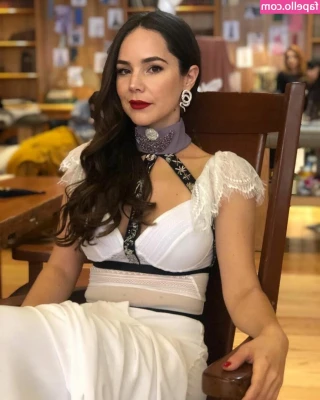Camila Sodi [ camila-sodi ] - long day of work, then protest, then driving friends home .. happy to