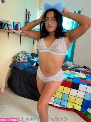 blue_bubaloooo [ blue-bubaloooo ] - on that demon time, she might...😜